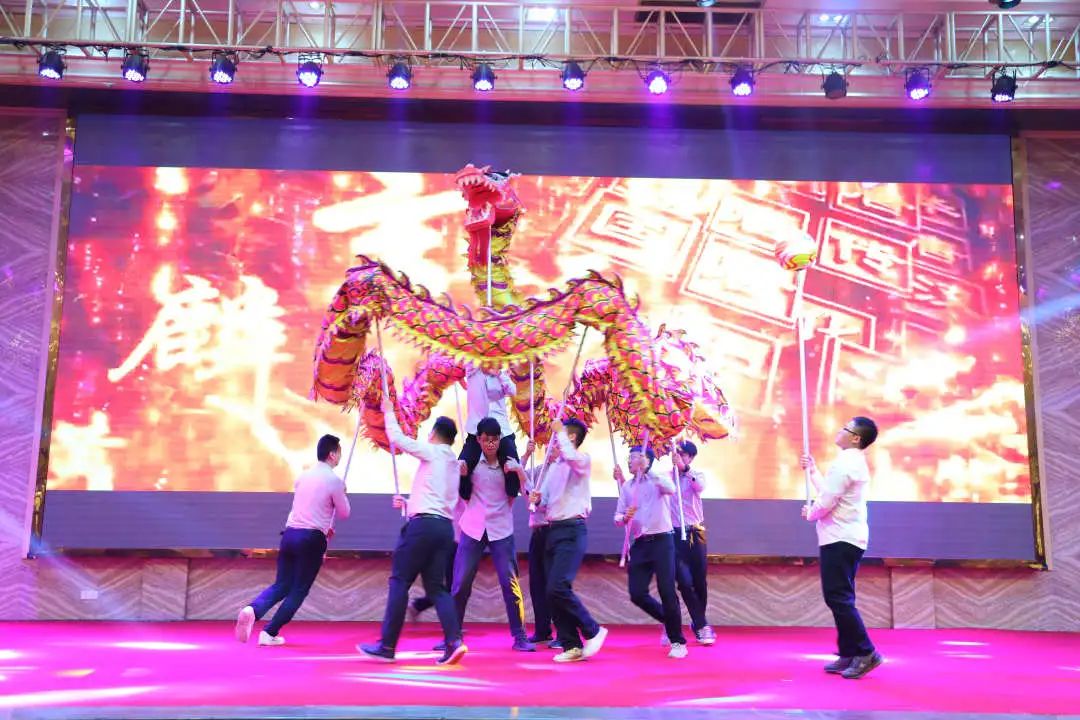 金虎迎新·領(lǐng)跑2022 | 集團年度總結(jié)會暨新年晚會完美落幕！(圖15)