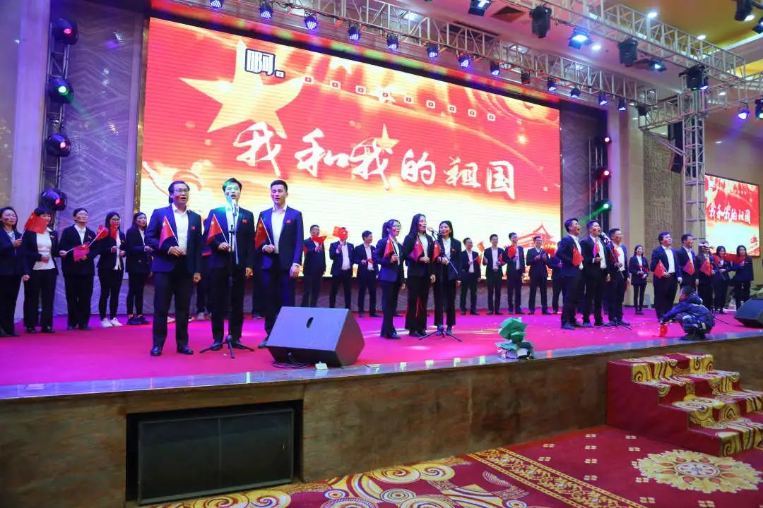 金虎迎新·領(lǐng)跑2022 | 集團年度總結(jié)會暨新年晚會完美落幕！(圖22)