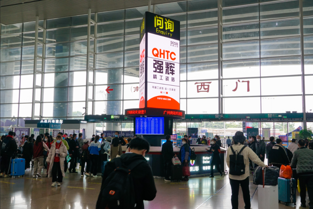 開年“第一炮”！強(qiáng)輝高鐵廣告開啟“霸屏”模式！(圖4)