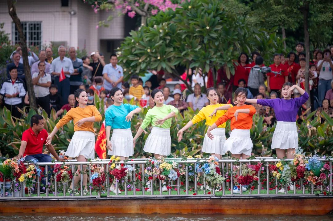 燃動(dòng)金秋 | 草艇競(jìng)渡，奪人風(fēng)采彰顯非遺文化瑰寶之韻(圖6)